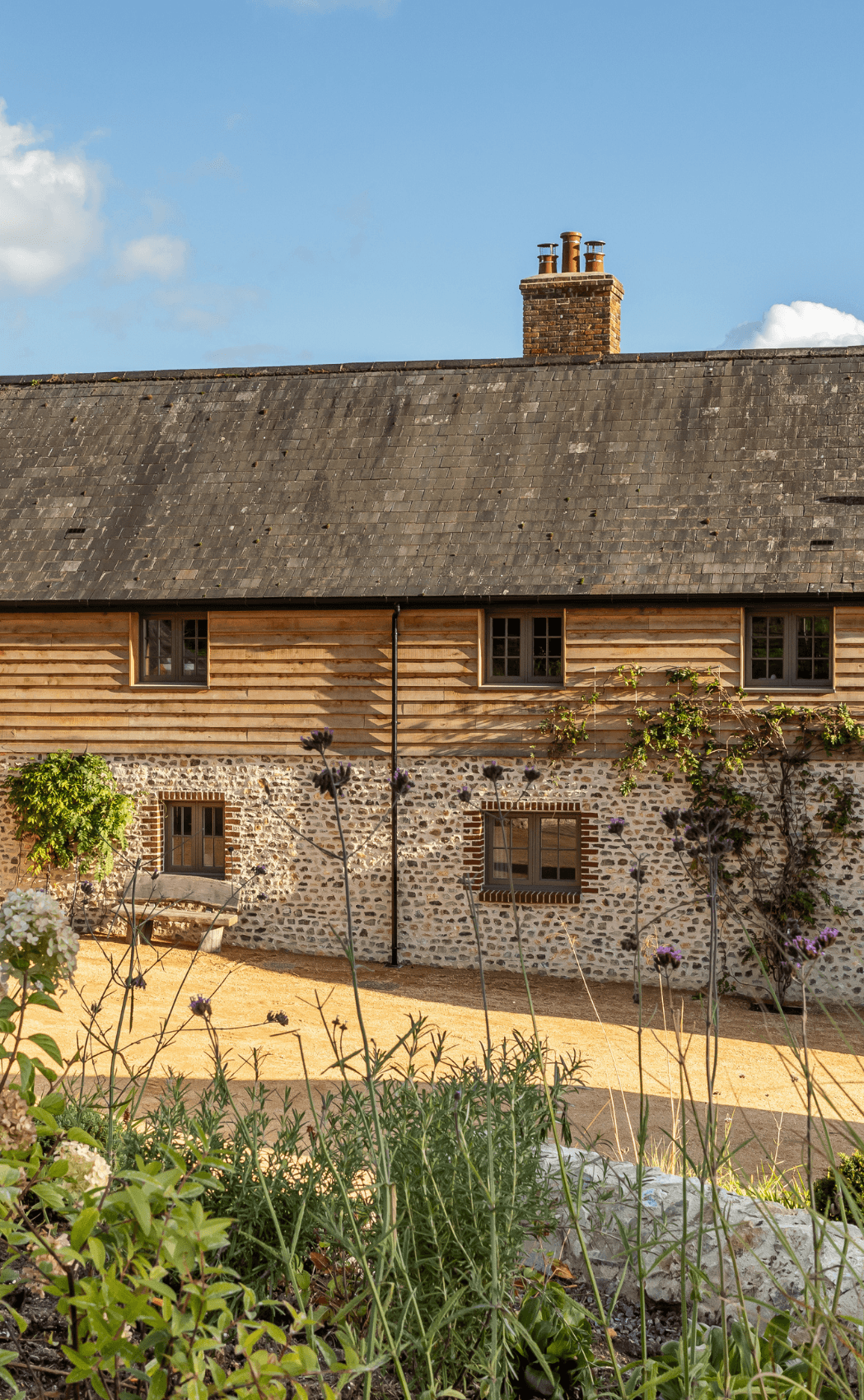 The exterior of Louma Country Hotel, Dorset